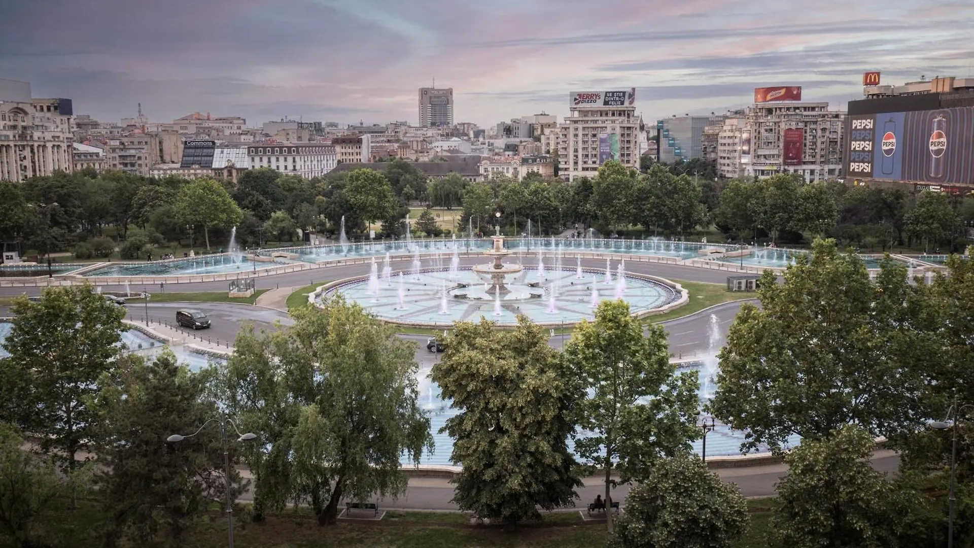 Fountain Bloom Apartment Bucureşti