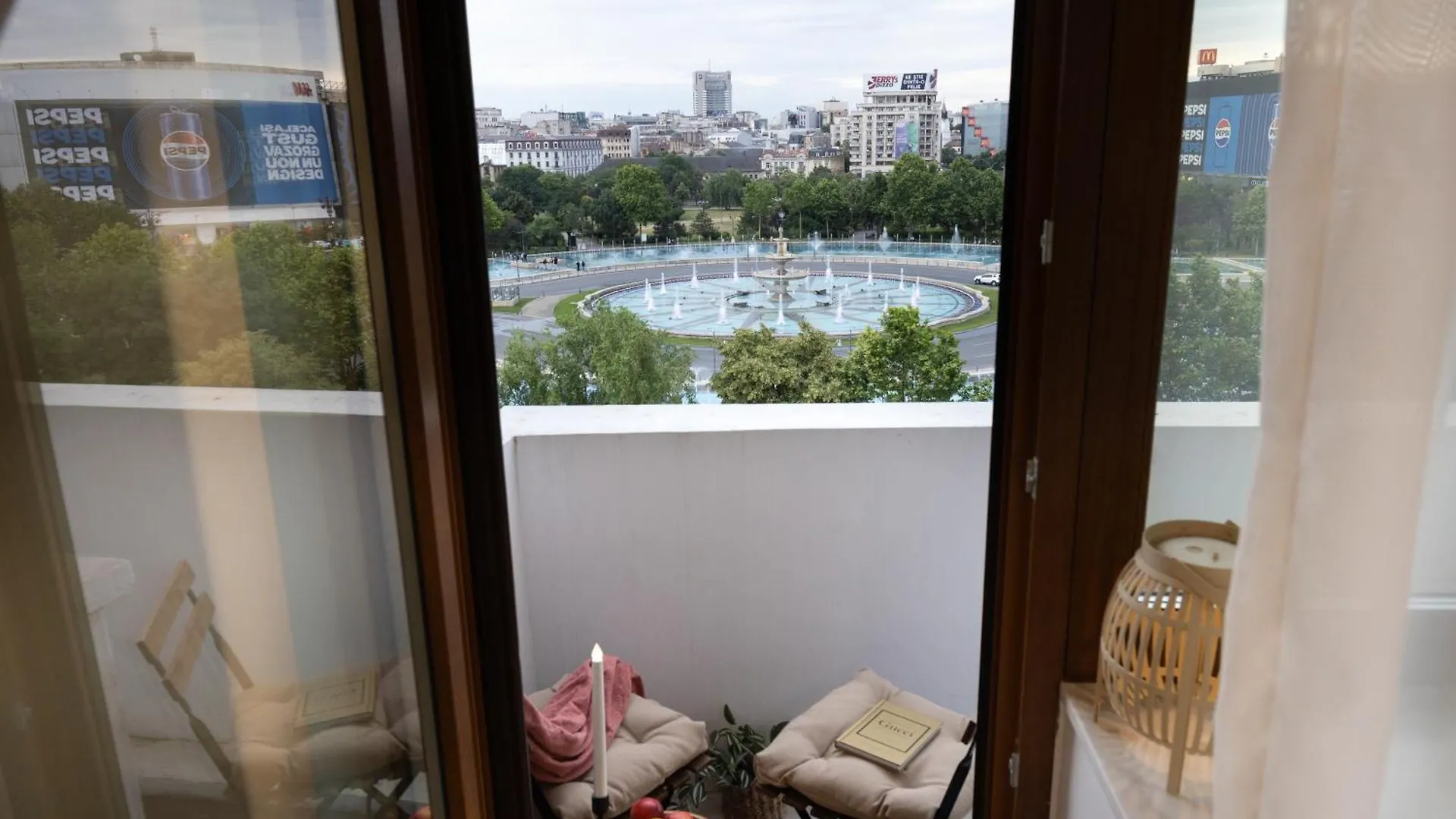 Fountain Bloom Apartment Bucureşti